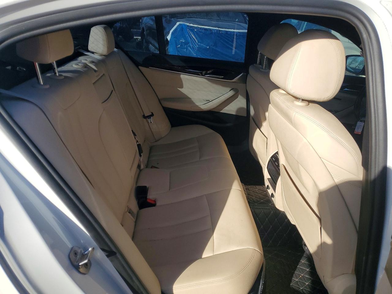 2018 BMW 530E photo 10