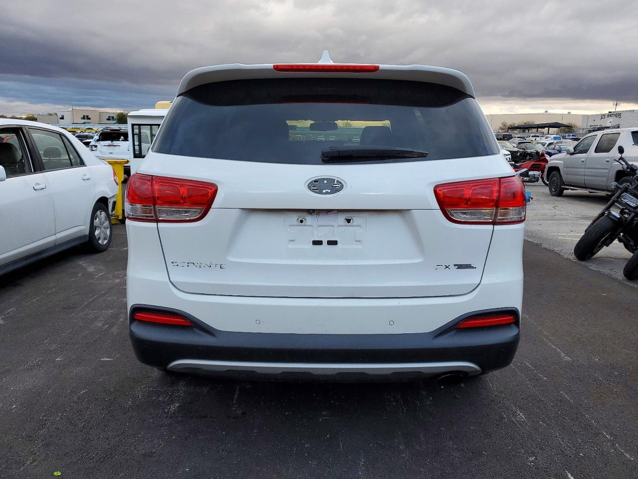 2016 KIA SORENTO EX photo 6