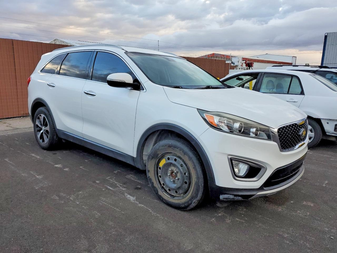 2016 KIA SORENTO EX photo 4
