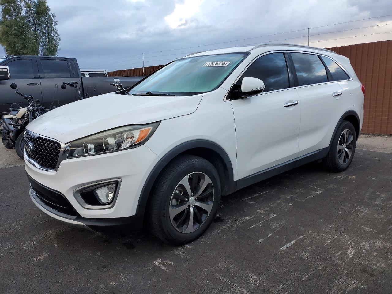 2016 KIA SORENTO