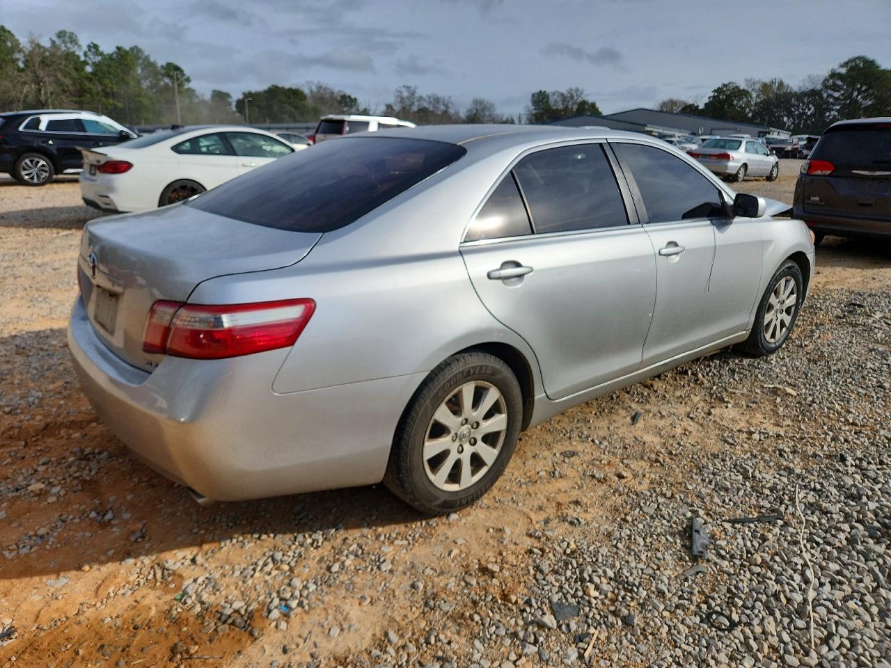 2009 TOYOTA CAMRY BASE photo 3
