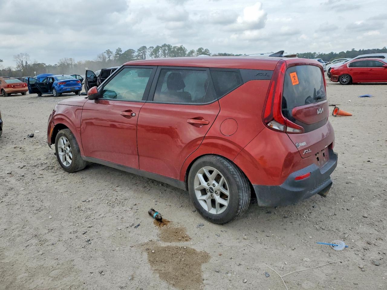 2022 KIA SOUL LX photo 3