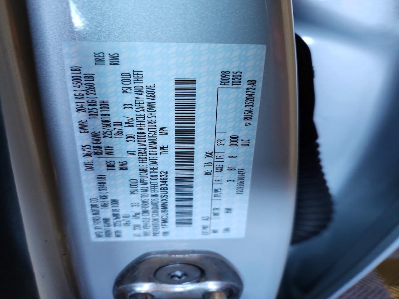 2025 FORD ESCAPE ST LINE photo 13