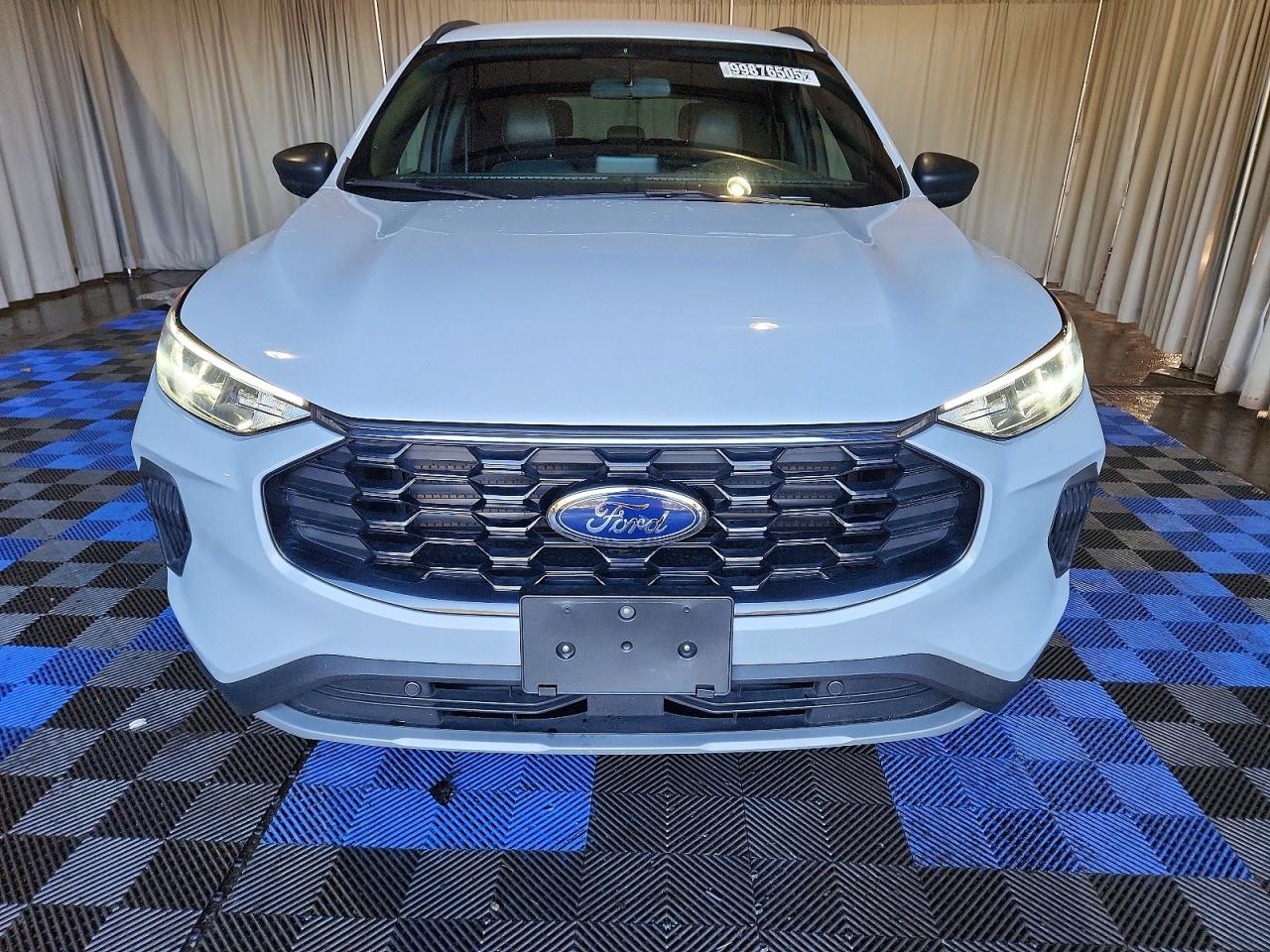 2025 FORD ESCAPE ST LINE photo 5
