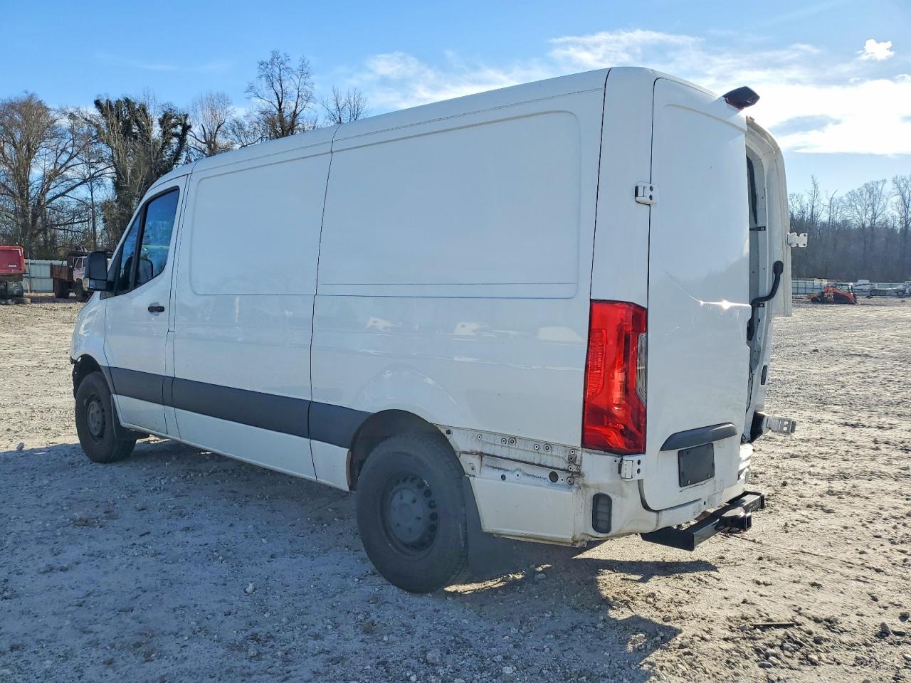 2021 MERCEDES-BENZ SPRINTER 2500 photo 2