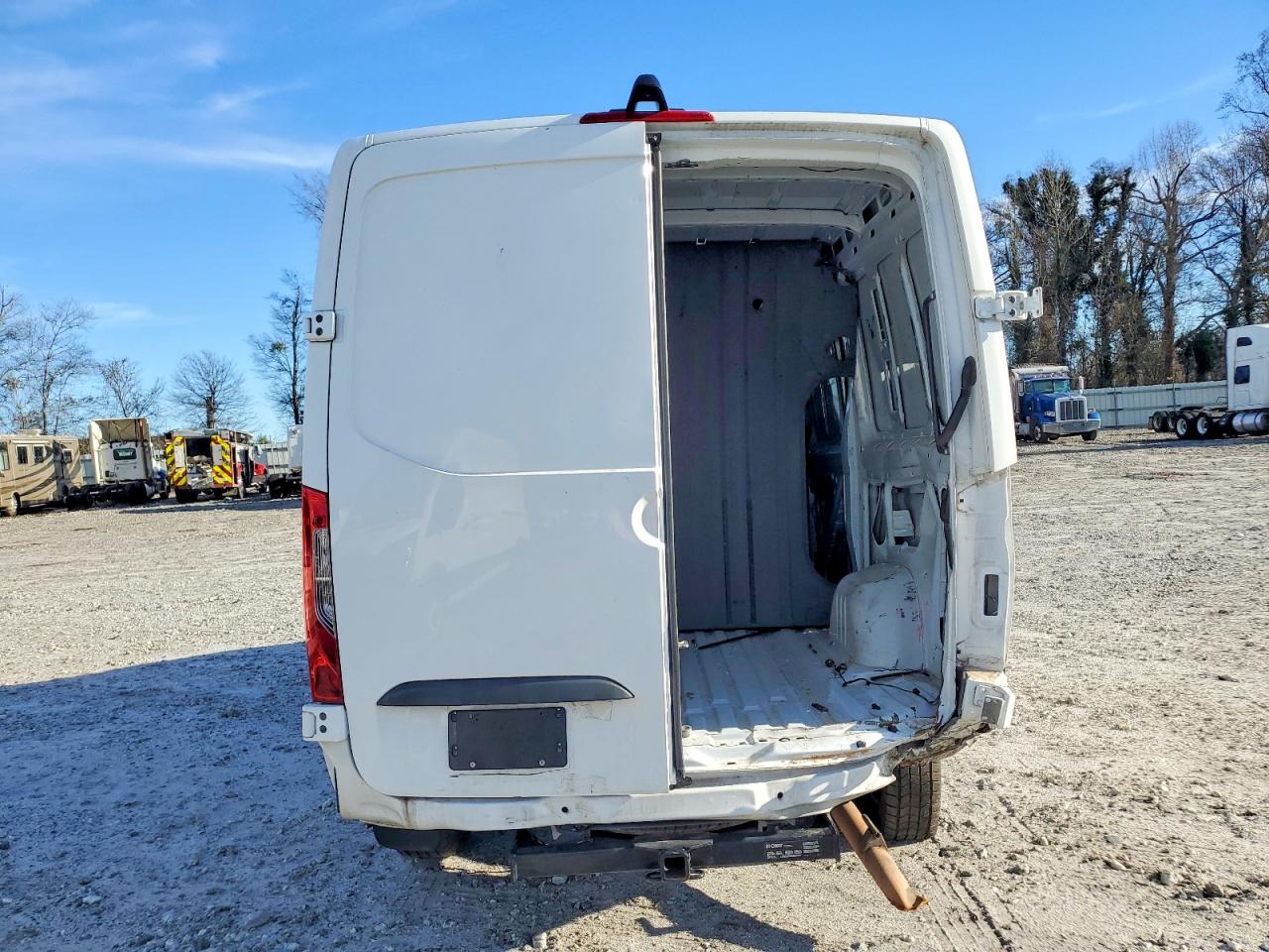 2021 MERCEDES-BENZ SPRINTER 2500 photo 6