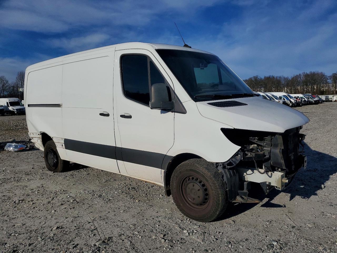 2021 MERCEDES-BENZ SPRINTER 2500 photo 4