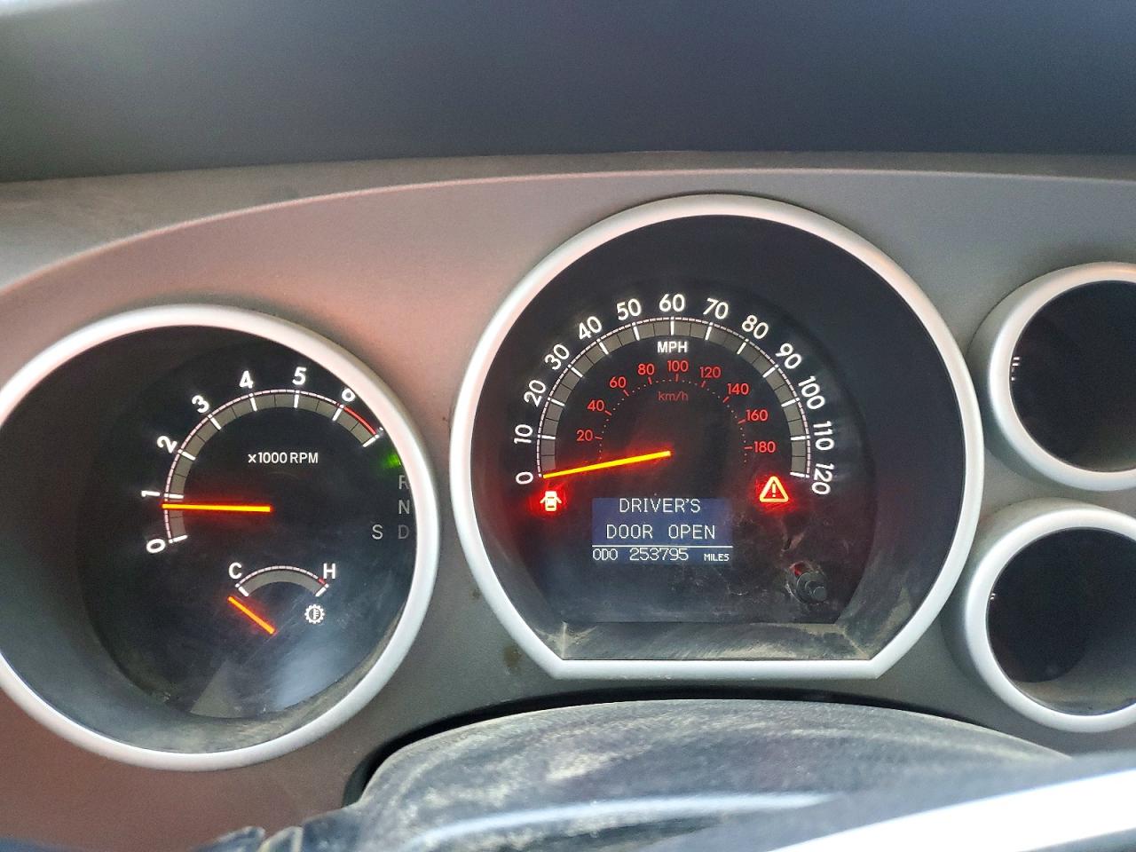 2013 TOYOTA TUNDRA LIMITED photo 9