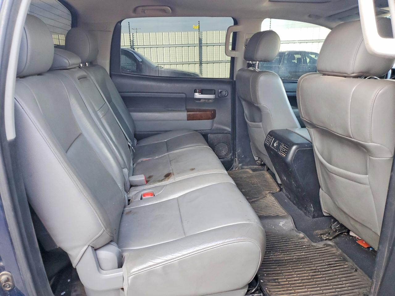 2013 TOYOTA TUNDRA LIMITED photo 10