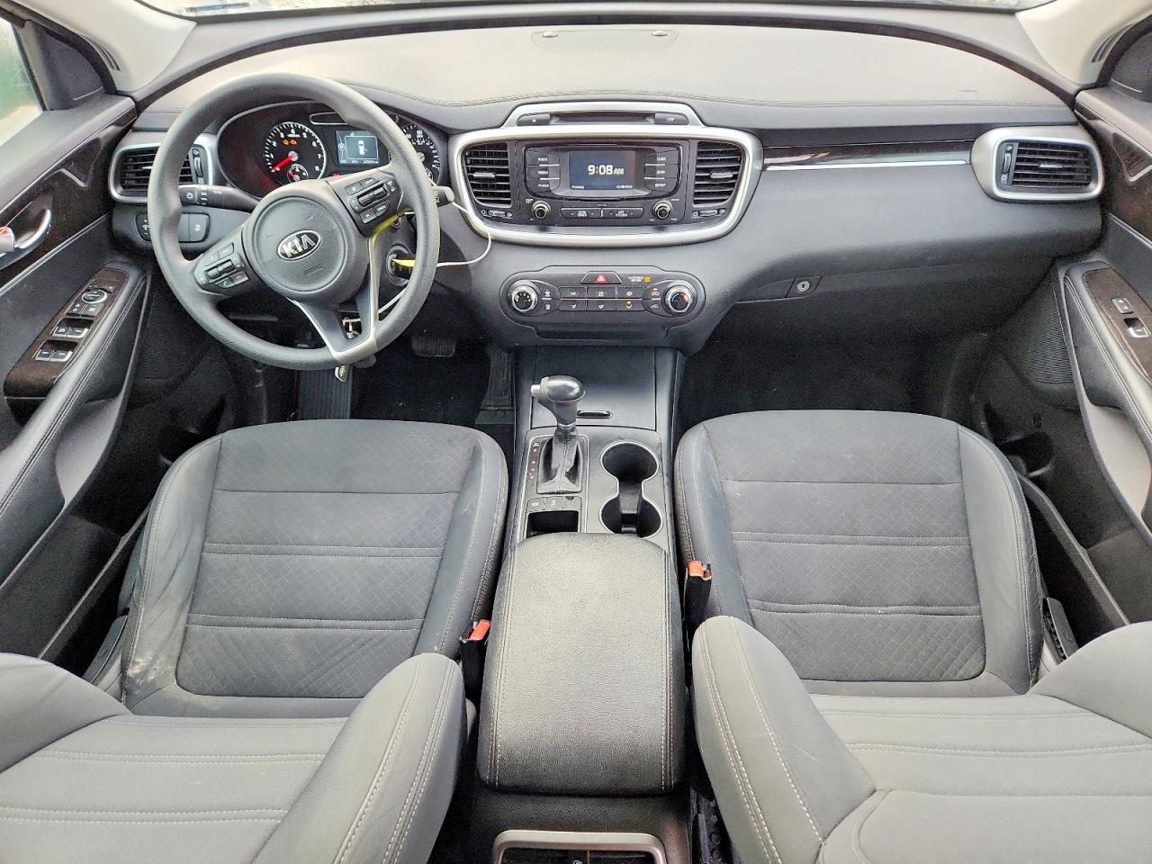 2016 KIA SORENTO LX photo 8
