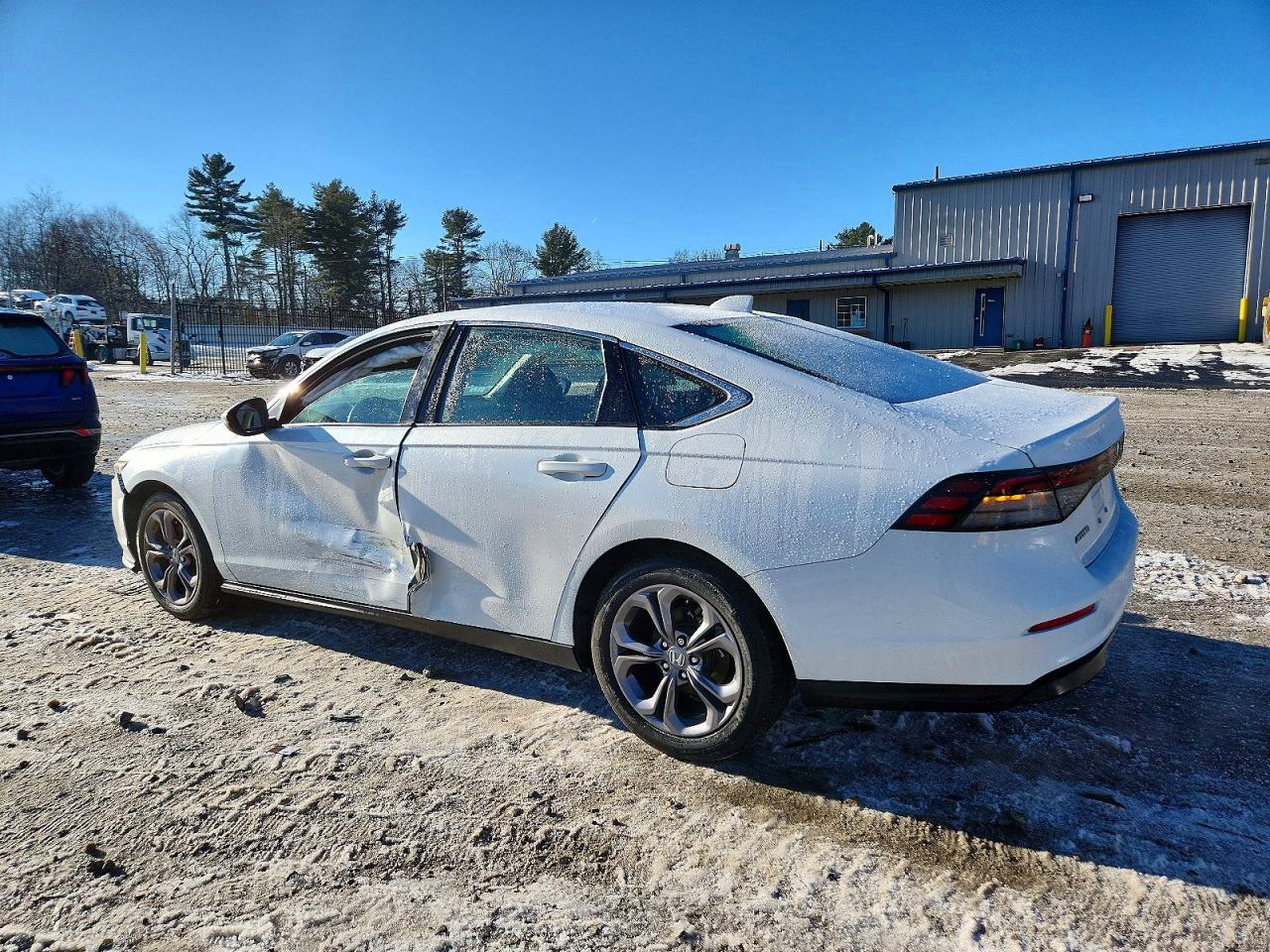 2024 HONDA ACCORD EX photo 2