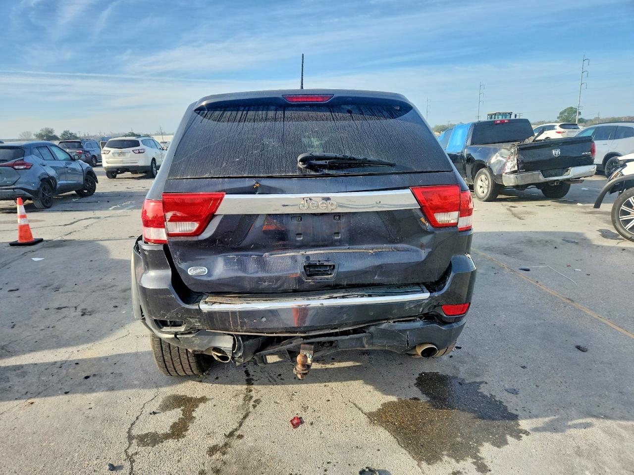 2012 JEEP GRAND CHEROKEE OVERLAND photo 6