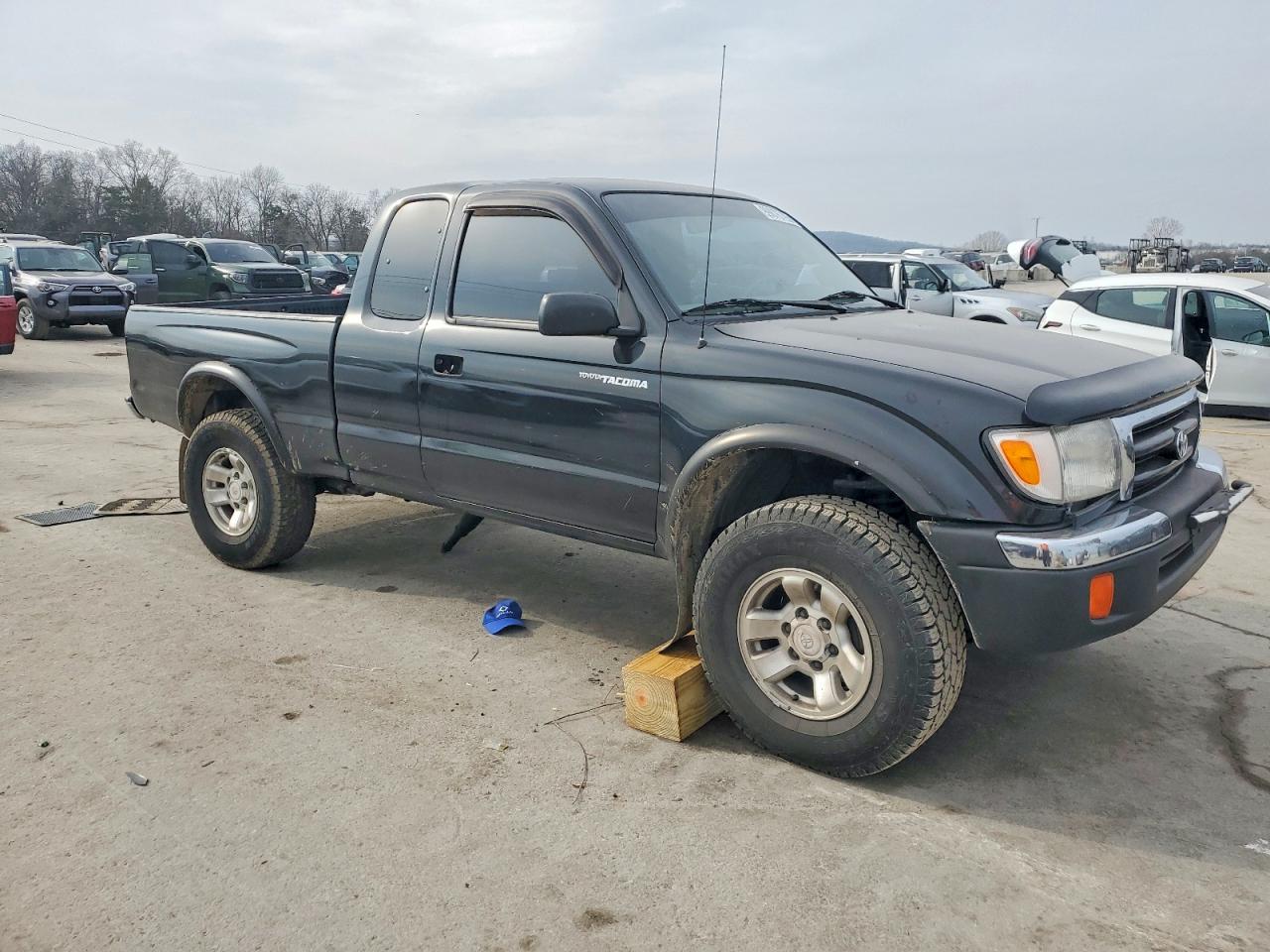1999 TOYOTA TACOMA XTRACAB PRERUNNER photo 4