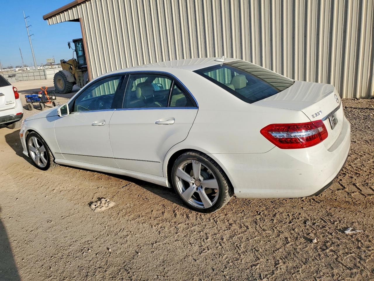 2010 MERCEDES-BENZ E 350 photo 2