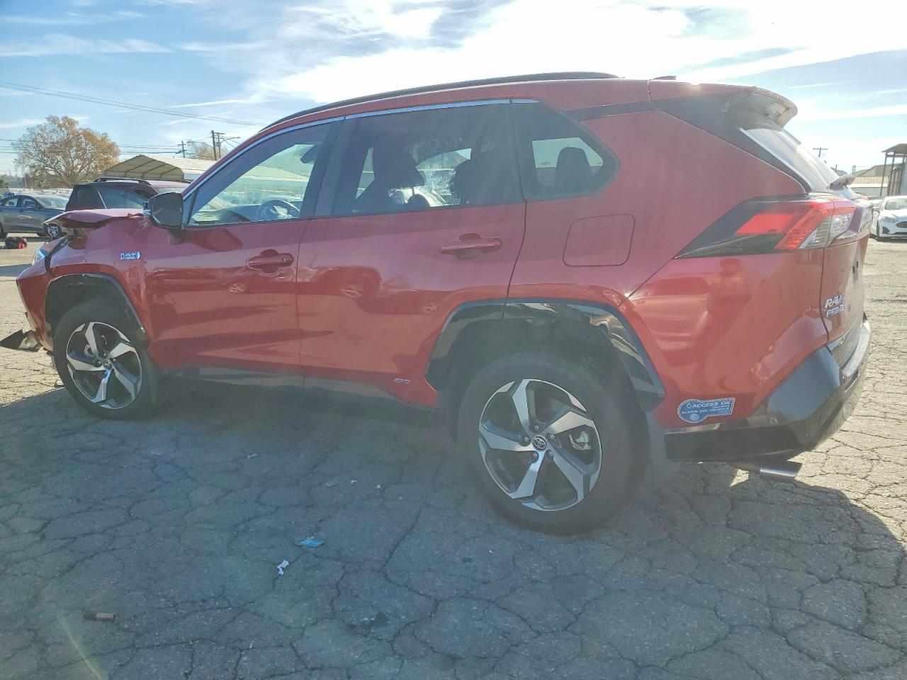 2021 TOYOTA RAV4 PRIME SE photo 2