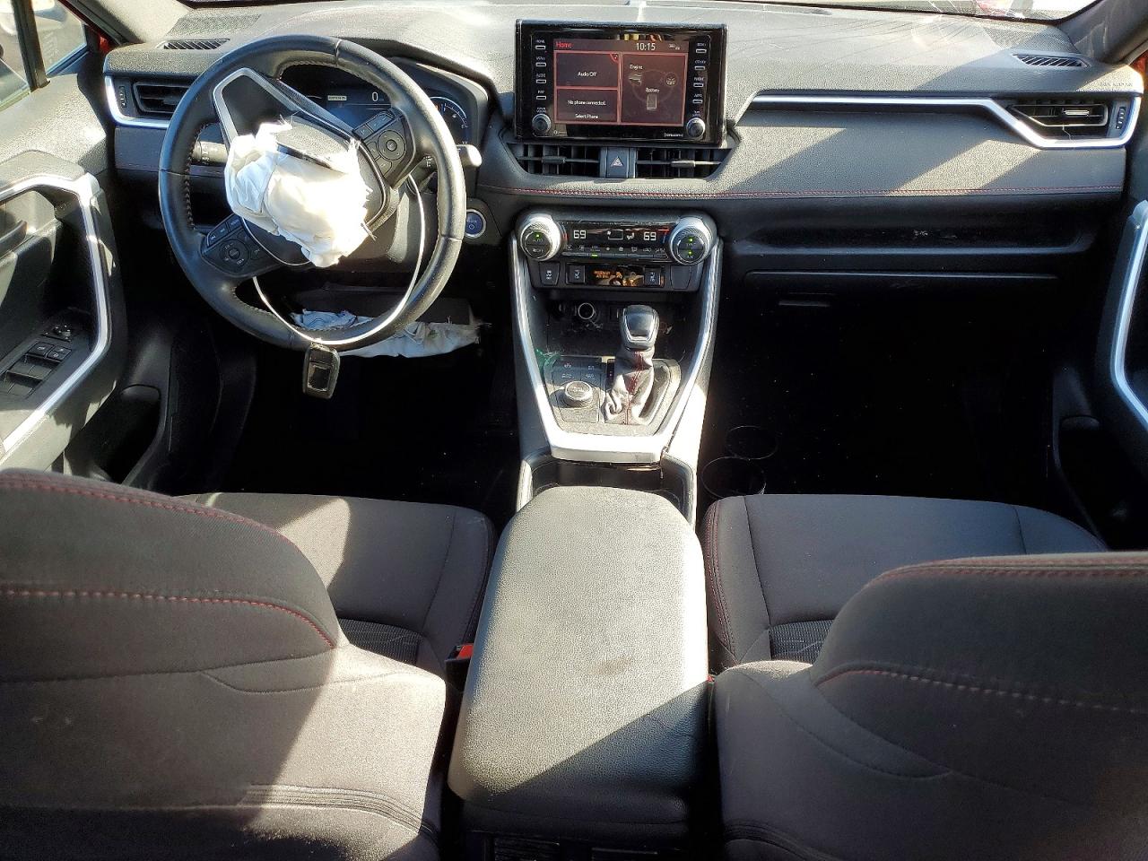 2021 TOYOTA RAV4 PRIME SE photo 8