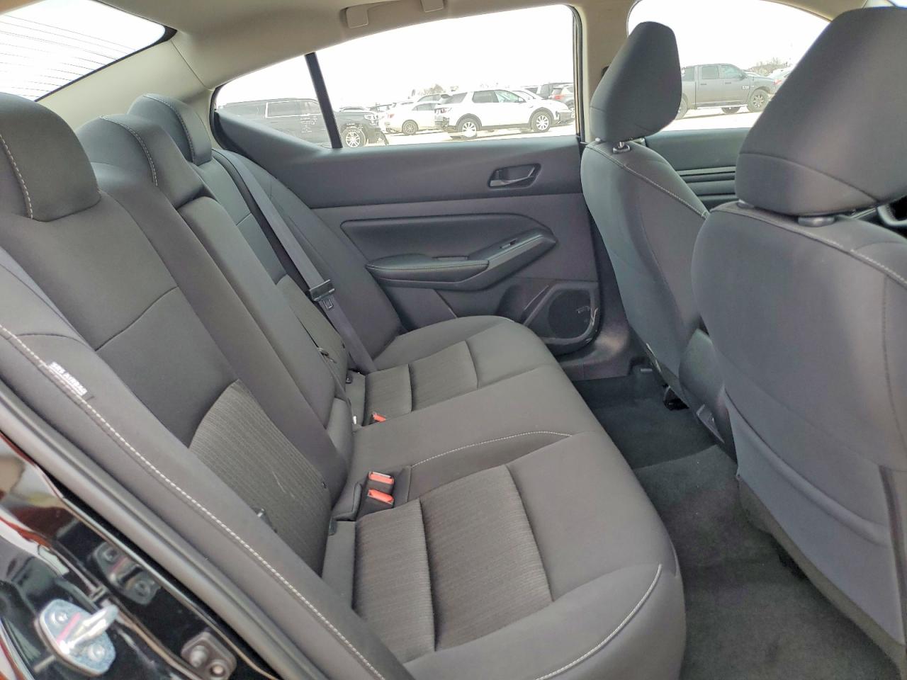 2025 NISSAN ALTIMA SV photo 10