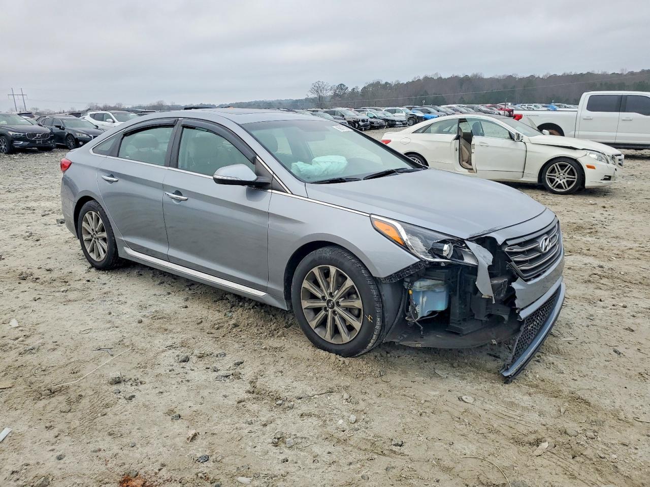 2017 HYUNDAI SONATA SPORT photo 4