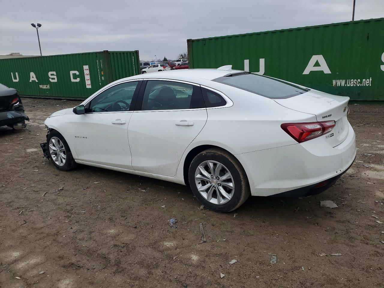 2022 CHEVROLET MALIBU LT photo 2