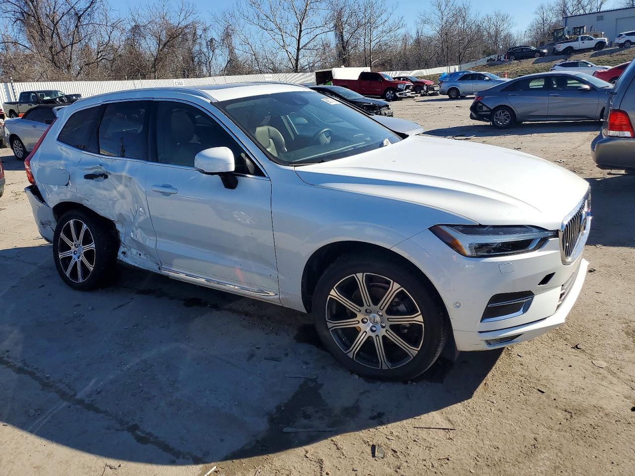 2020 VOLVO XC60 T5 INSCRIPTION photo 4