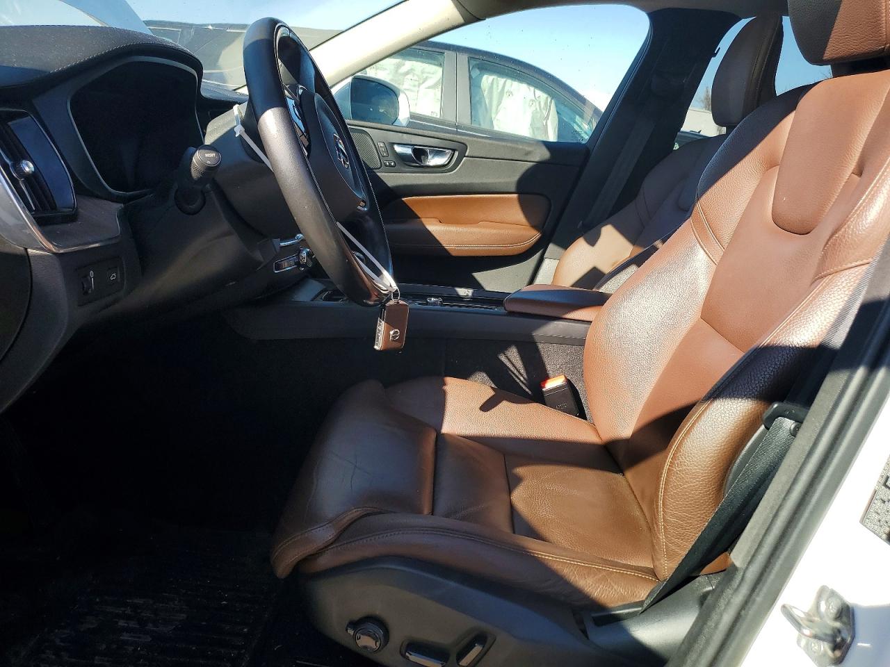 2020 VOLVO XC60 T5 INSCRIPTION photo 7