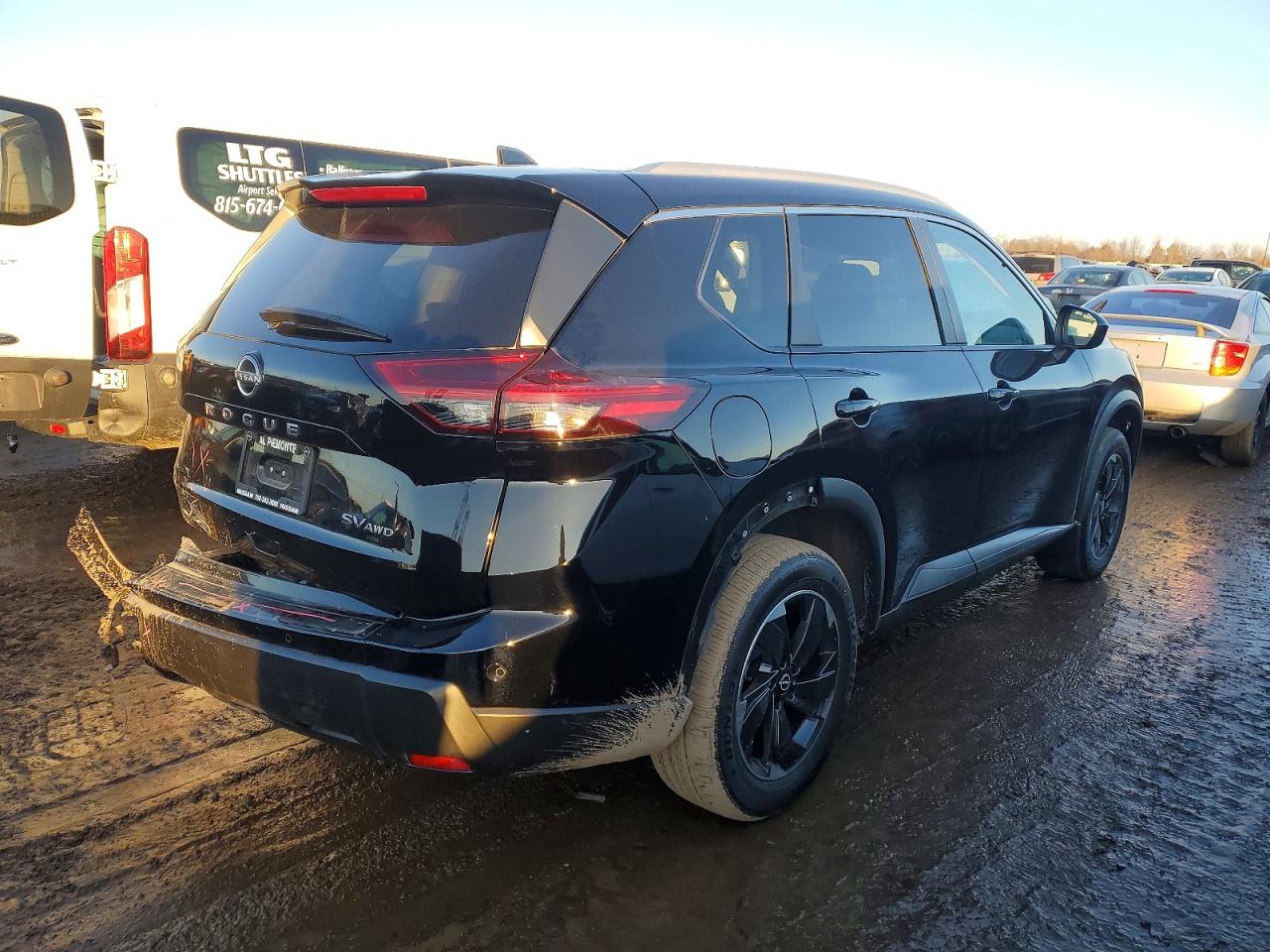 2024 NISSAN ROGUE SV photo 3