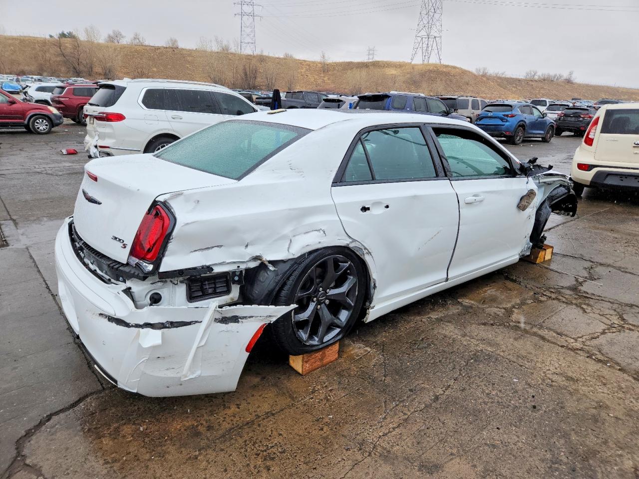 2023 CHRYSLER 300 S photo 9