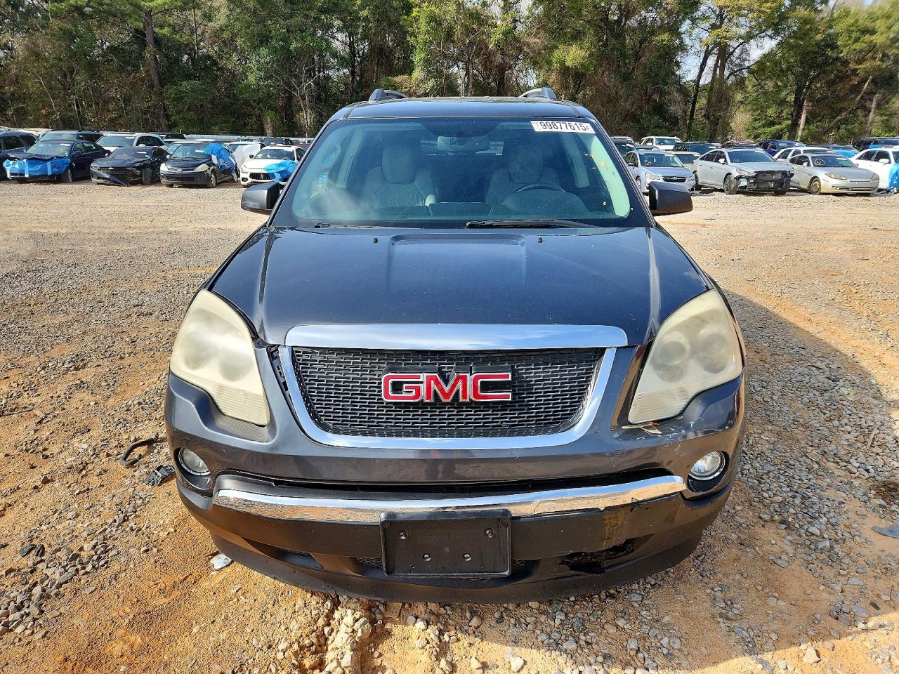2011 GMC ACADIA SLE photo 5