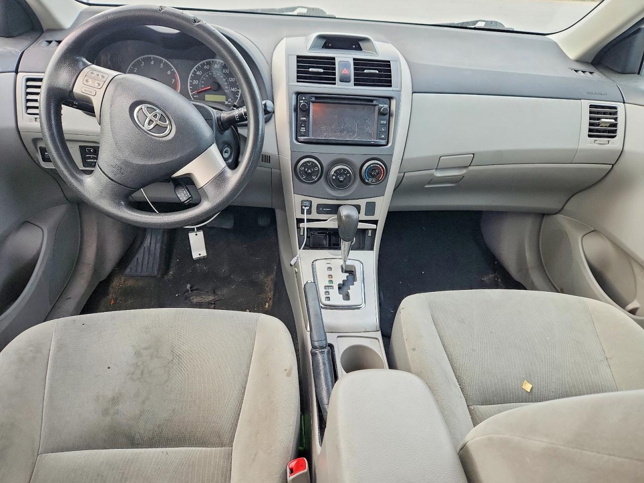 2013 TOYOTA COROLLA BASE photo 8