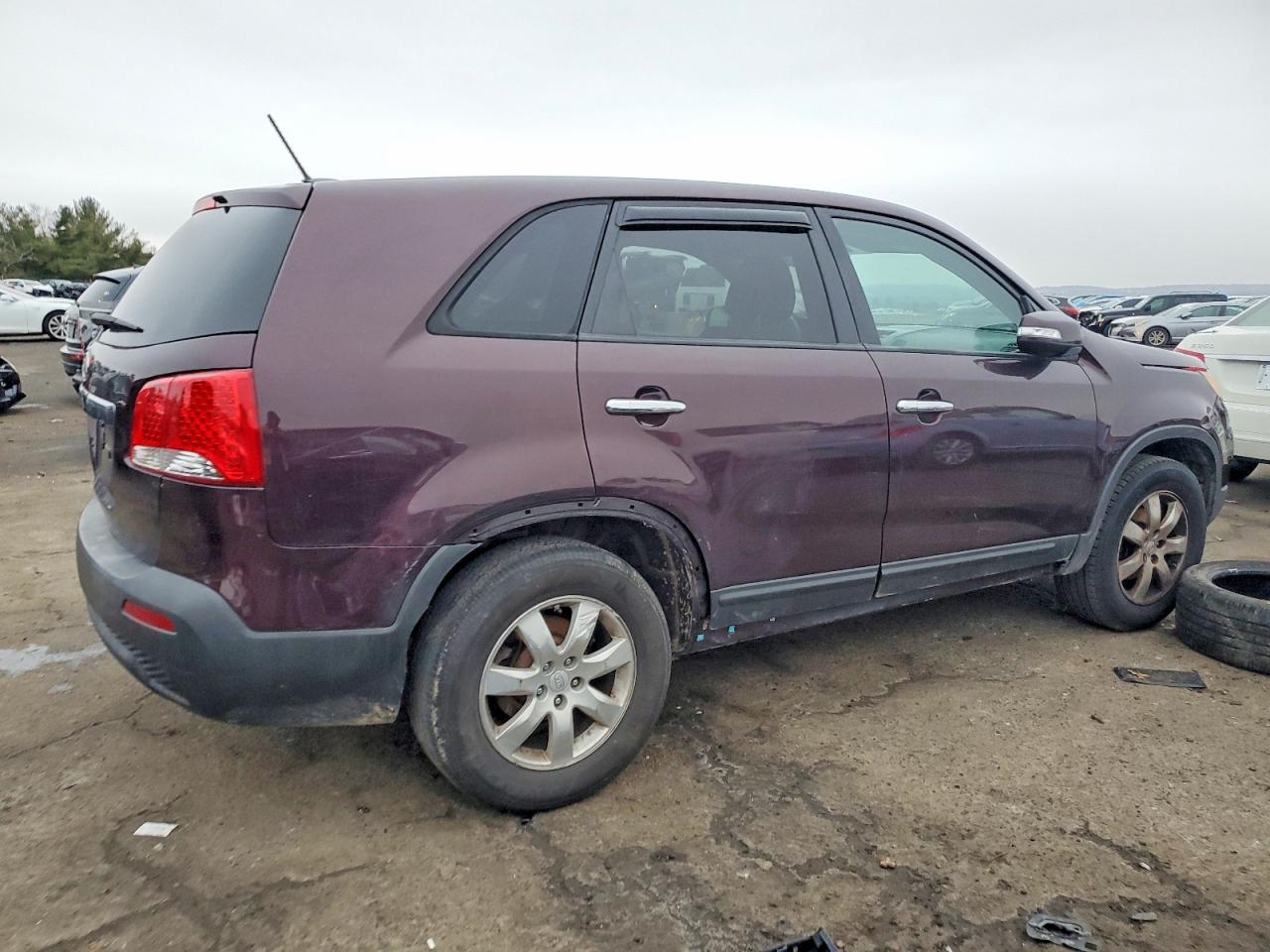2011 KIA SORENTO BASE photo 5
