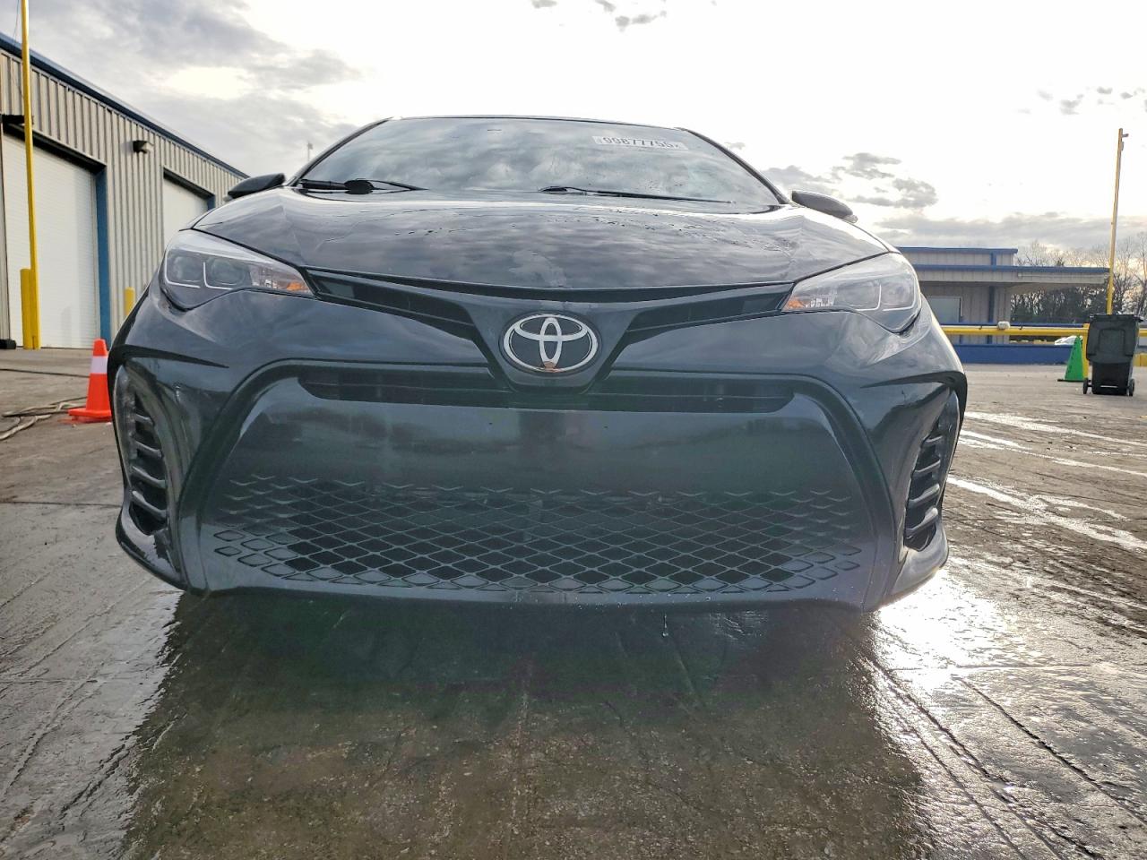 2017 TOYOTA COROLLA L photo 5