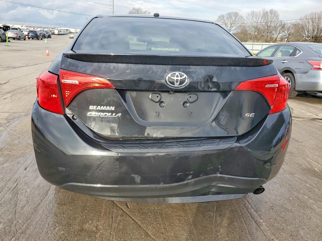 2017 TOYOTA COROLLA L photo 6