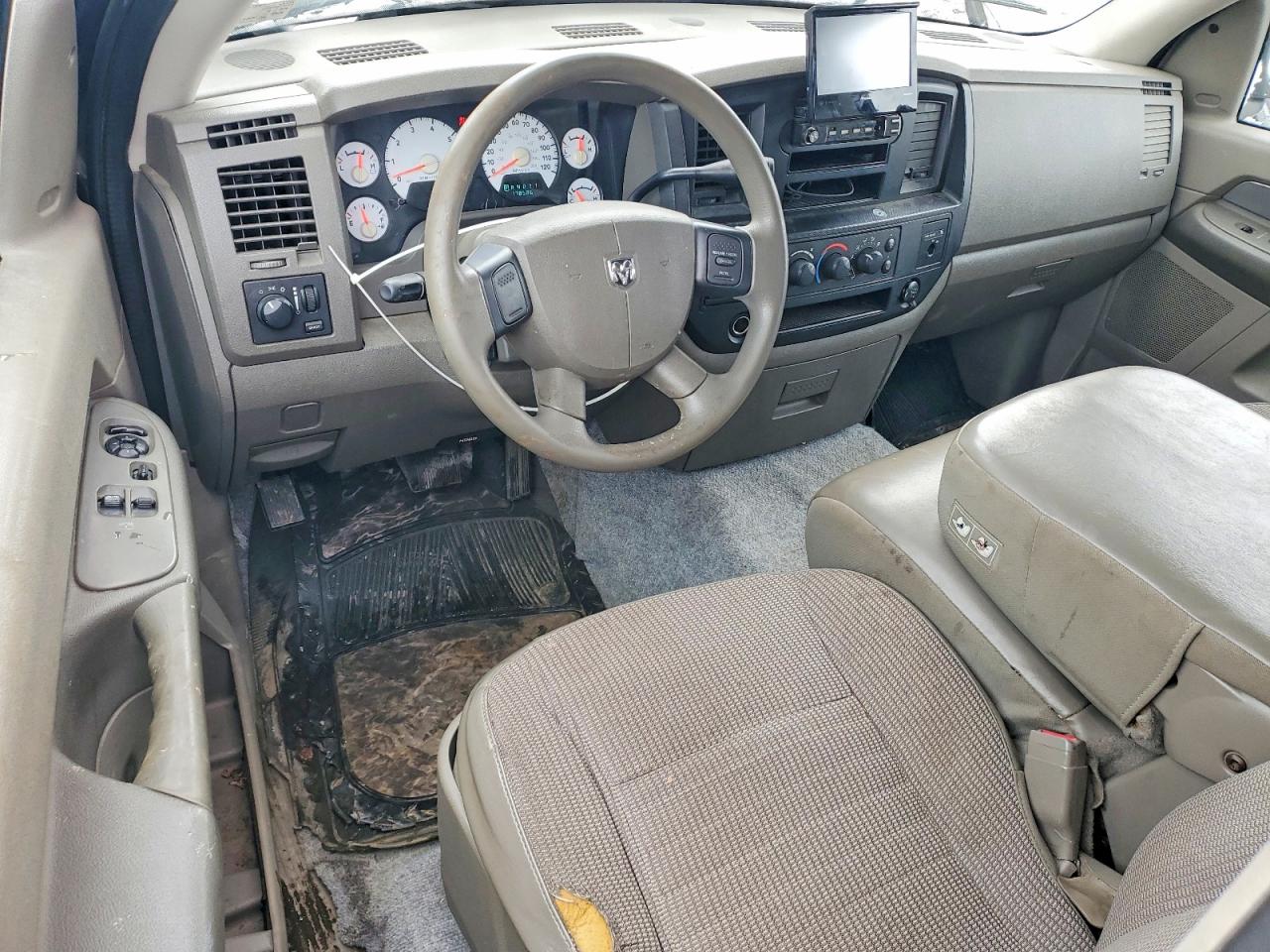 2006 DODGE RAM 1500 ST photo 8