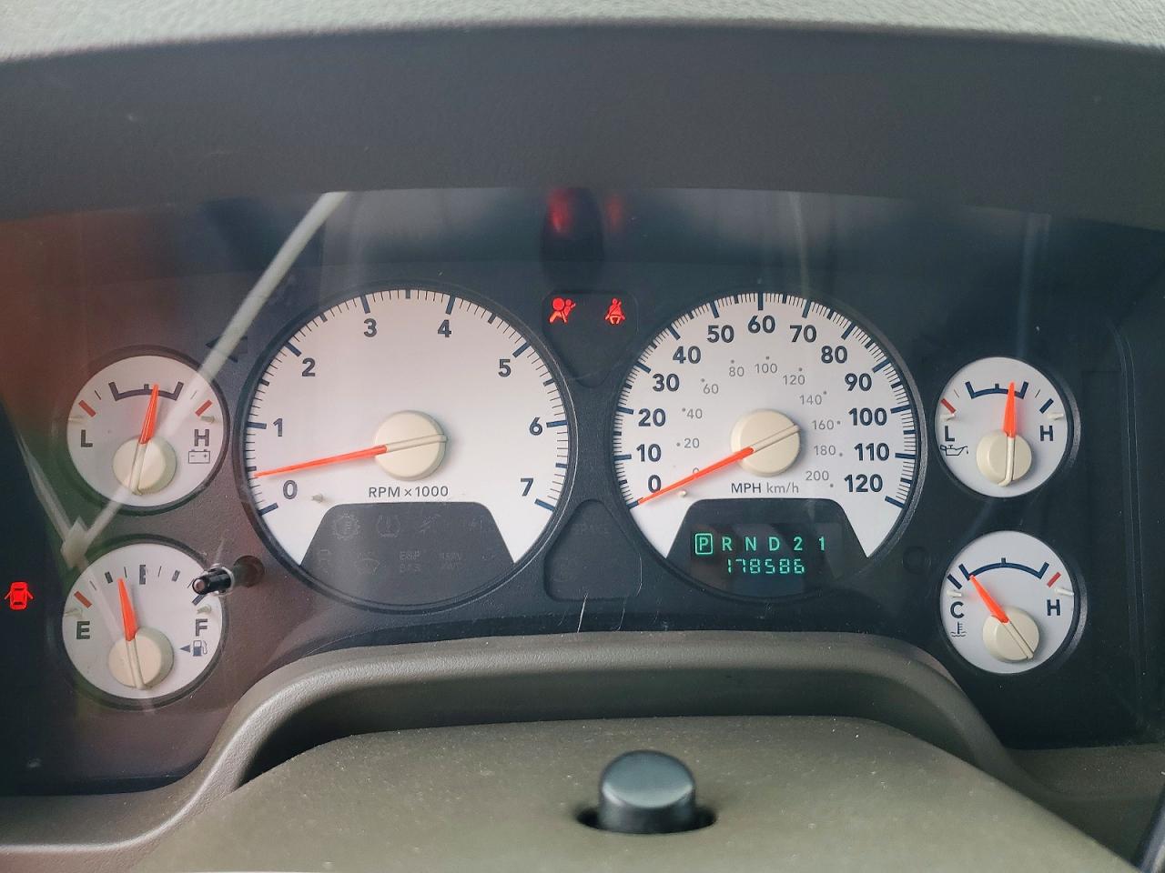 2006 DODGE RAM 1500 ST photo 9
