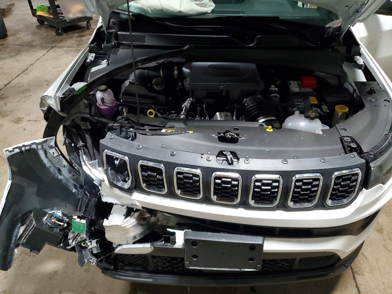 2025 JEEP COMPASS LATITUDE photo 11