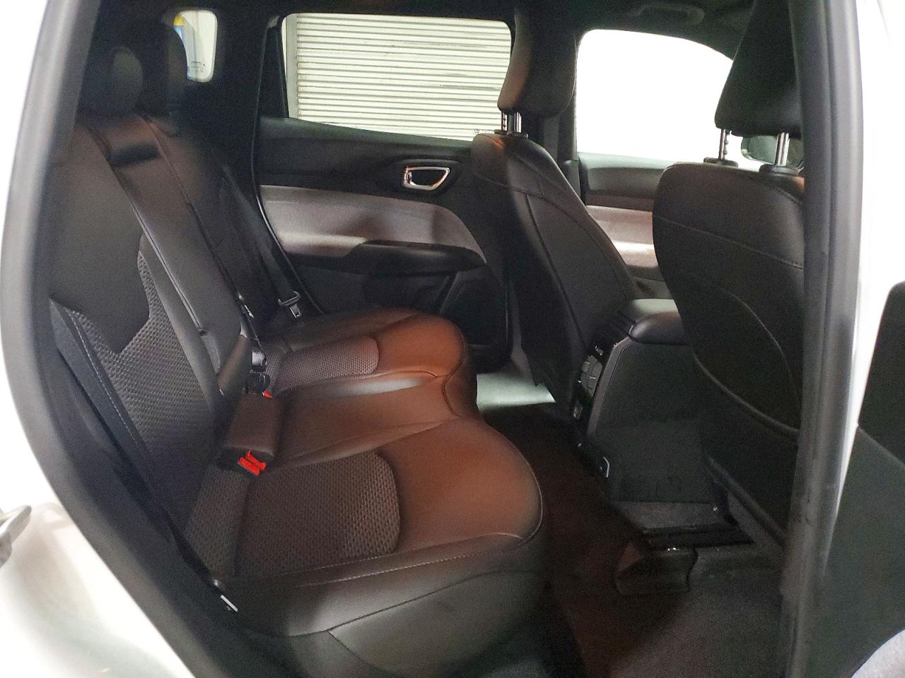 2025 JEEP COMPASS LATITUDE photo 10