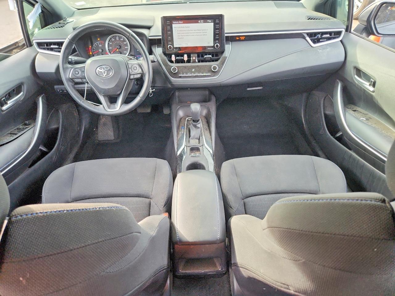 2022 TOYOTA COROLLA SE photo 8
