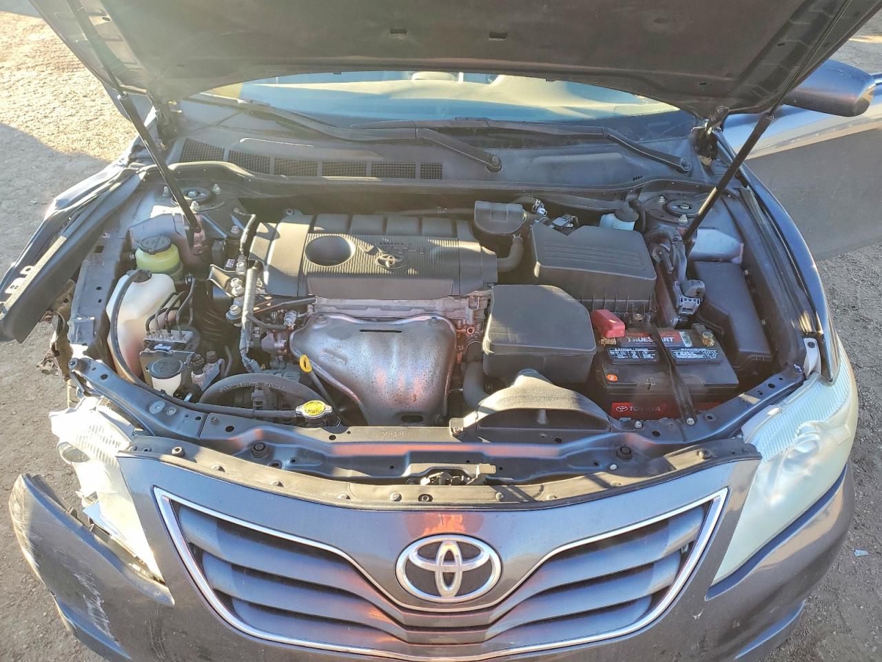 2011 TOYOTA CAMRY LE photo 11