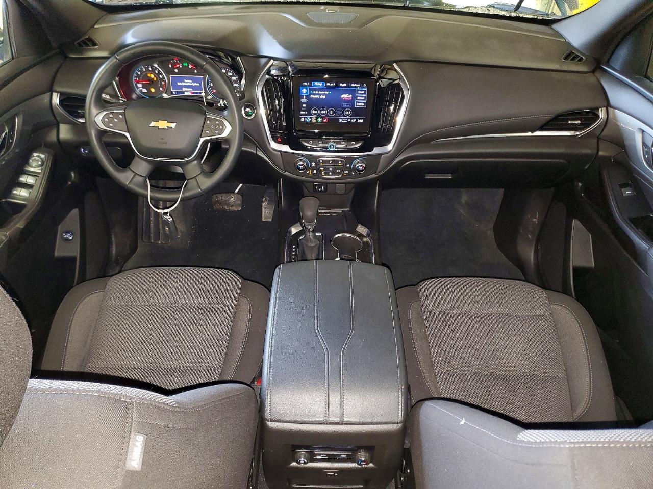 2023 CHEVROLET TRAVERSE LT photo 8