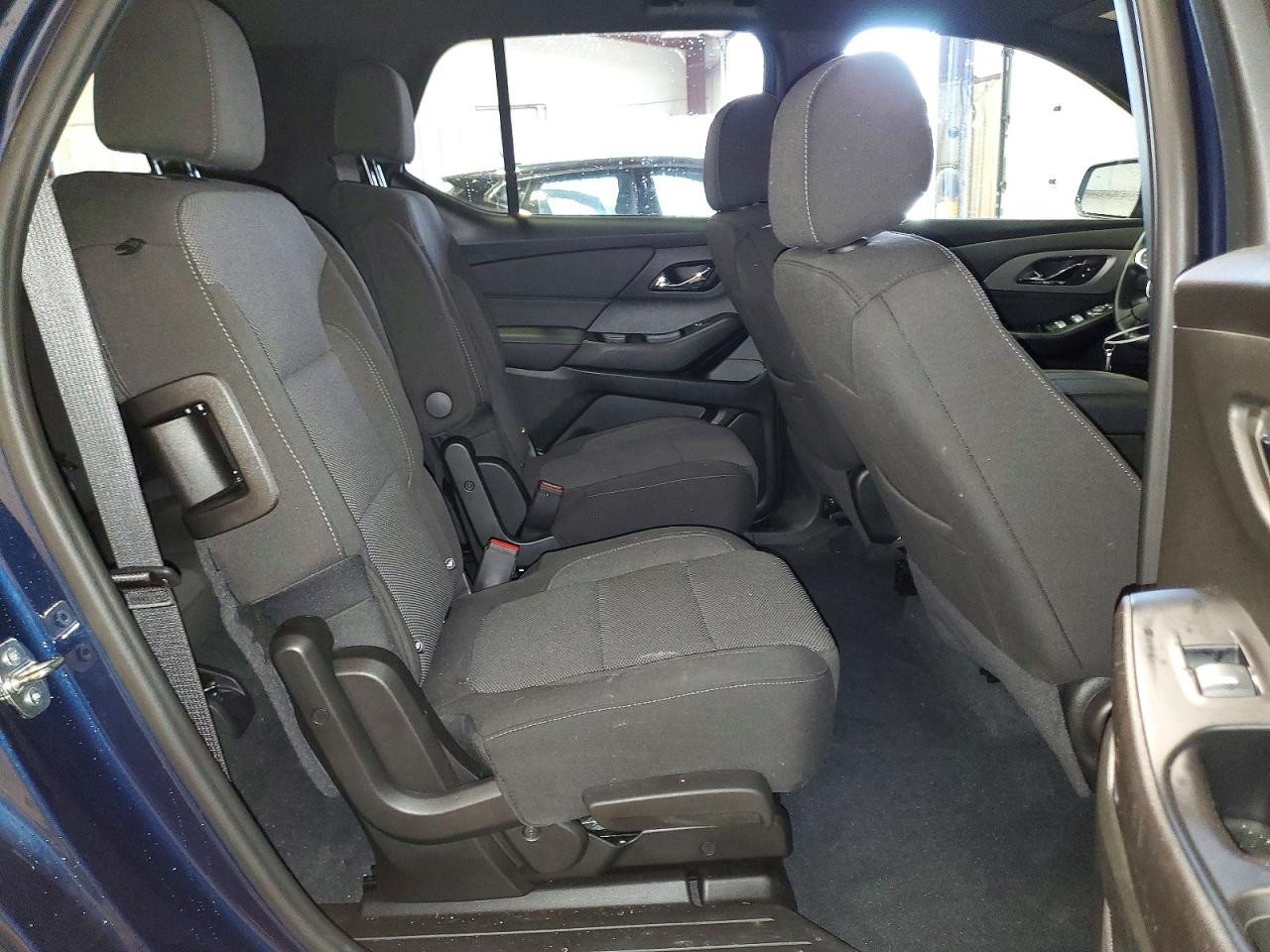 2023 CHEVROLET TRAVERSE LT photo 11