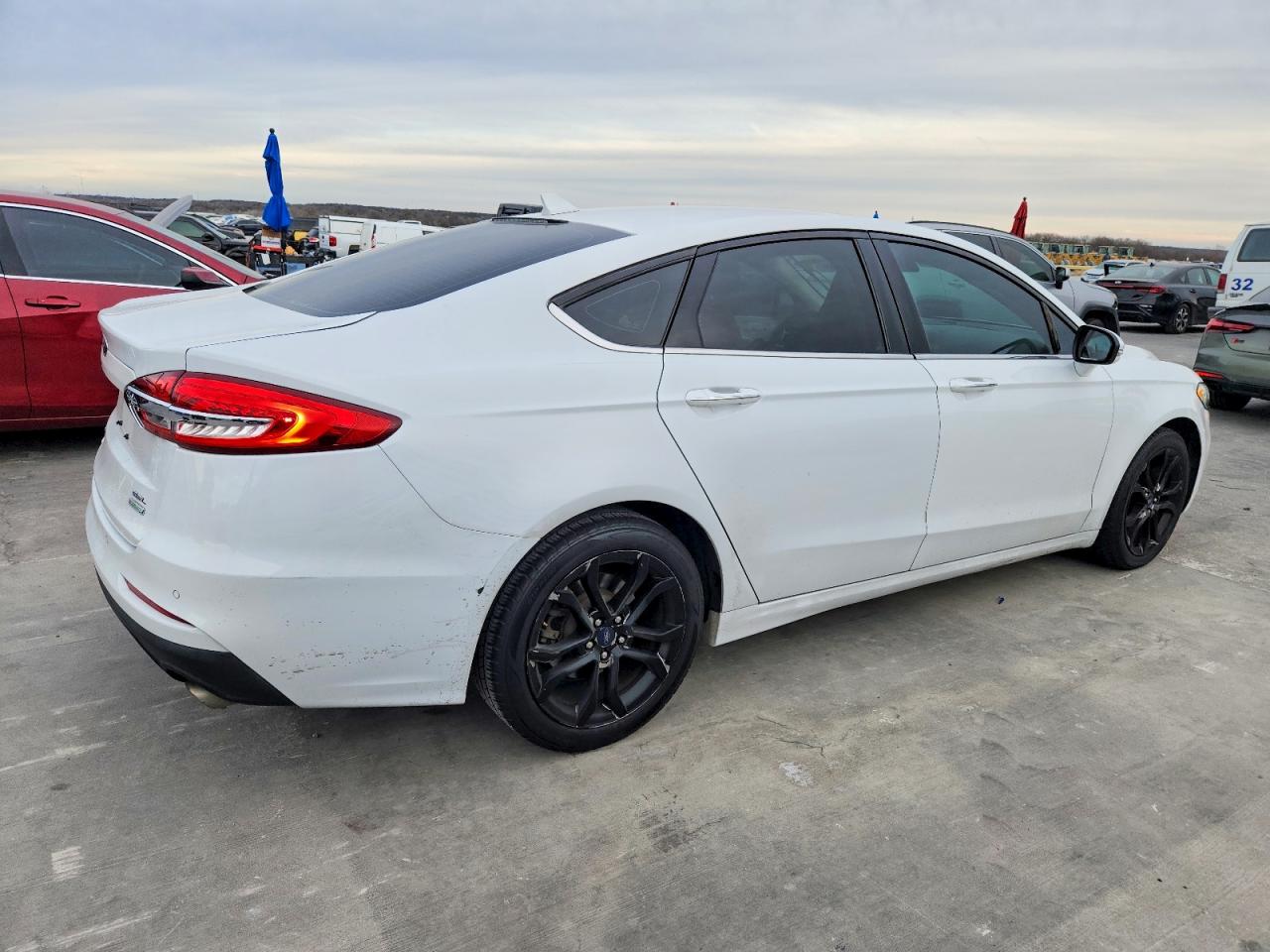 2020 FORD FUSION SEL photo 5