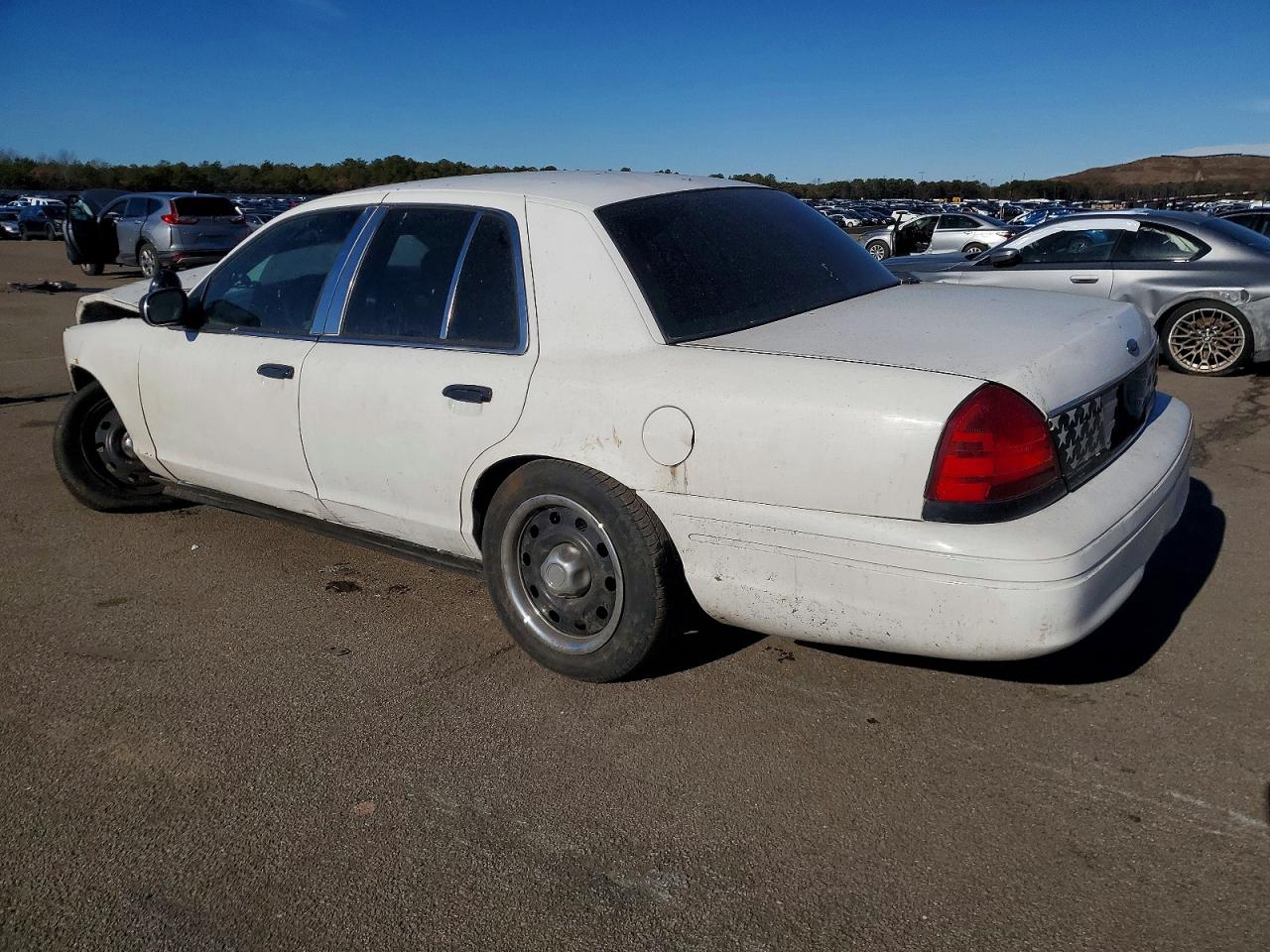 2009 FORD CROWN VICTORIA POLICE INTERCEPTOR photo 2