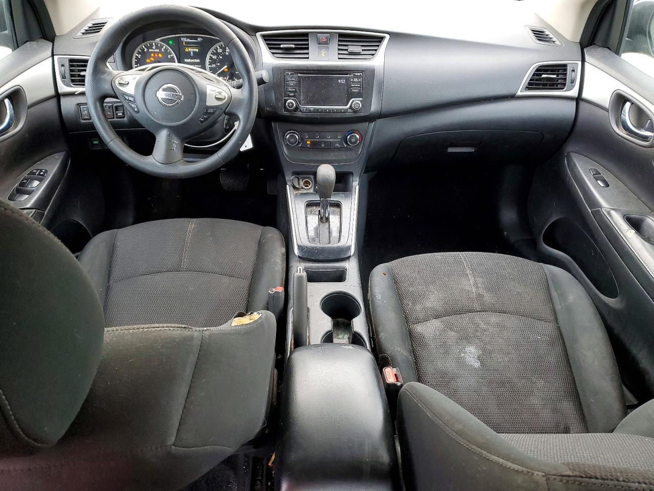 2018 NISSAN SENTRA S photo 8