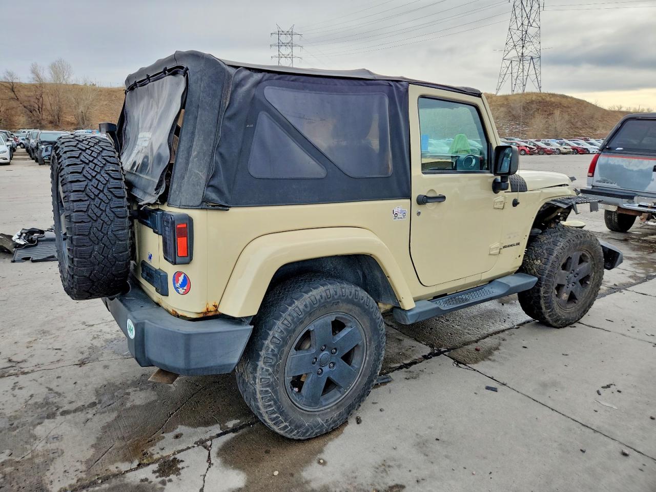 2011 JEEP WRANGLER SAHARA photo 3