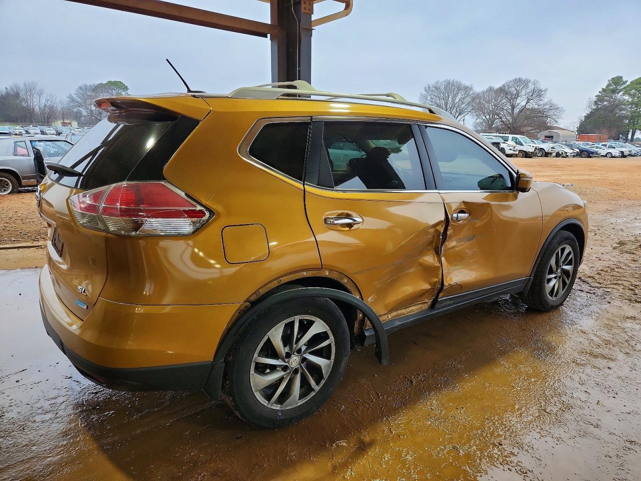 2014 NISSAN ROGUE S photo 3