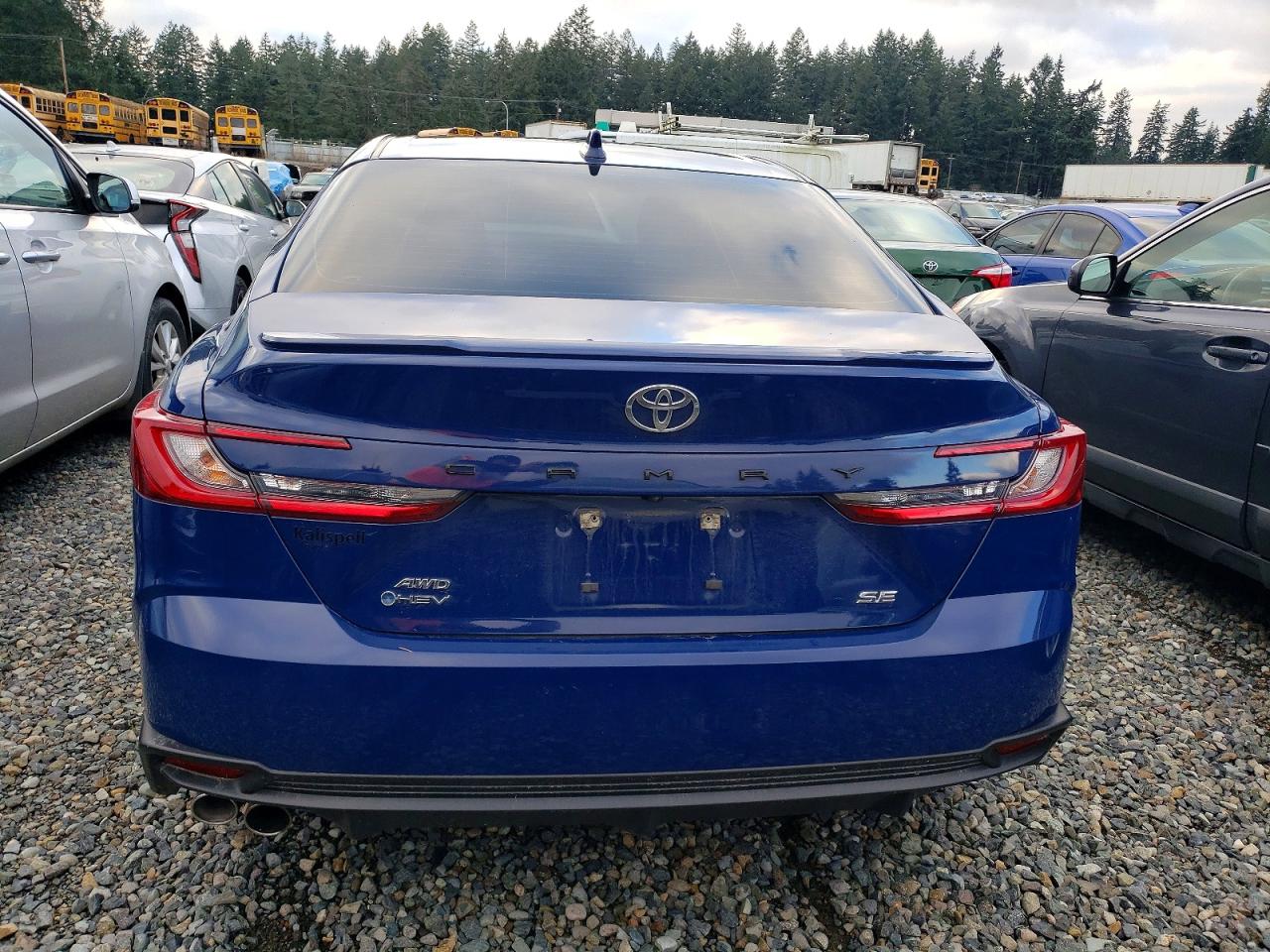 2025 TOYOTA CAMRY SE photo 6