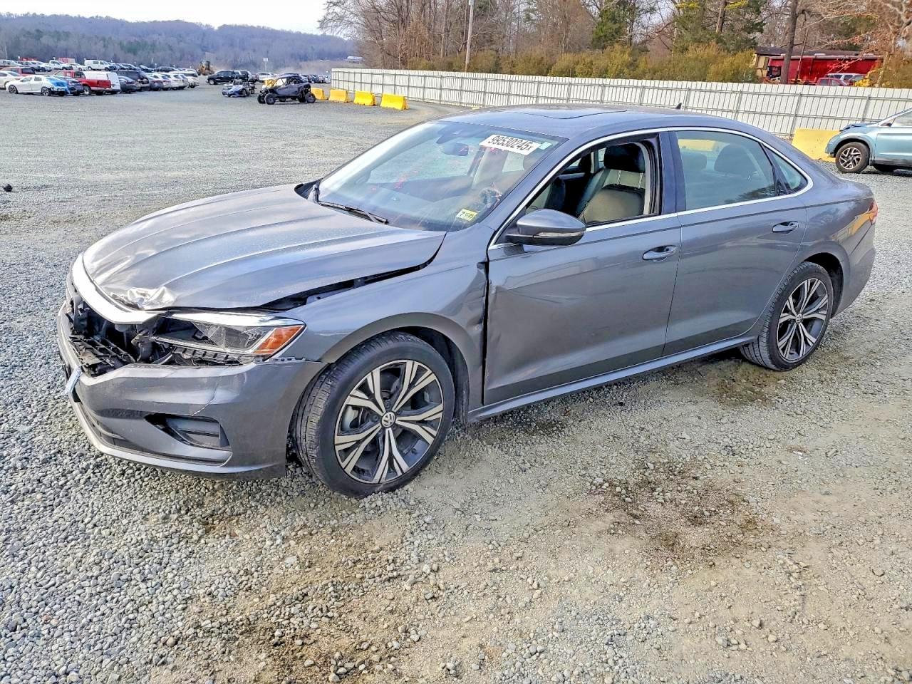 2021 VOLKSWAGEN PASSAT