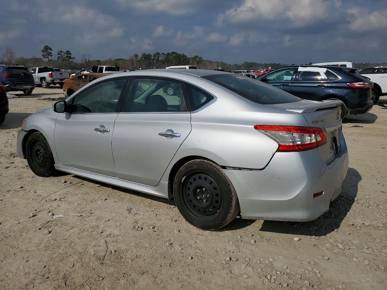 2013 NISSAN SENTRA S photo 2