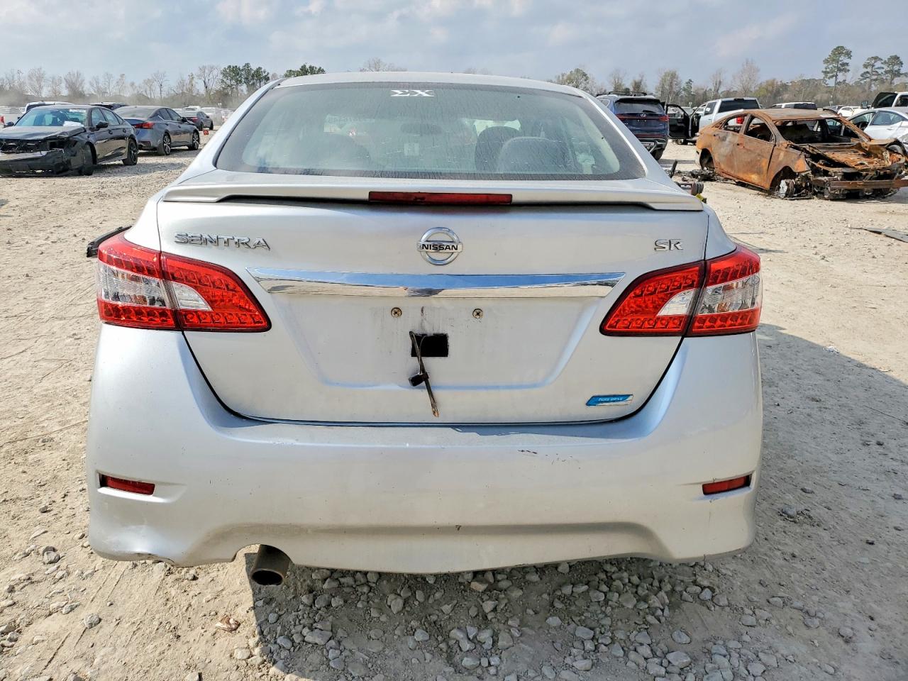 2013 NISSAN SENTRA S photo 6