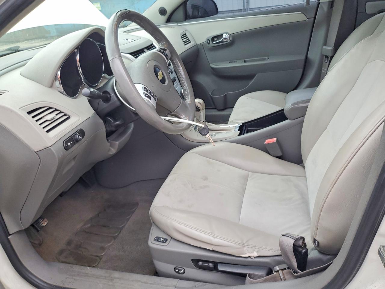 2011 CHEVROLET MALIBU 2LT photo 7